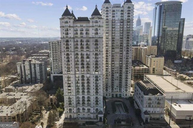 Building Photo - 195 14th St NE