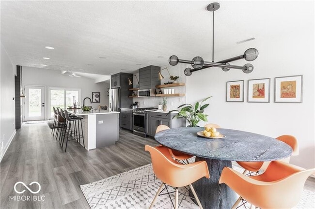 Building Photo - 649 Emerson Rd