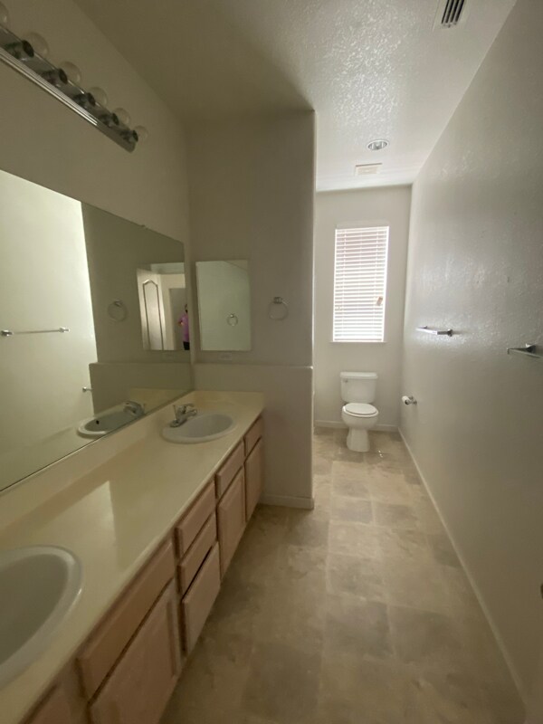 Building Photo - 3908 Hidden Grove Ln