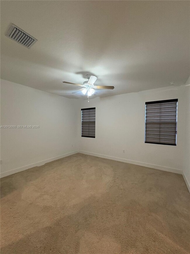 Building Photo - 135 SW 171st Ln