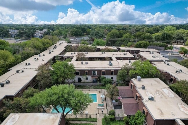 Building Photo - 7801 Shoal Creek Blvd