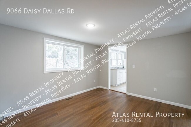 Building Photo - 9066 Daisy Dallas Rd