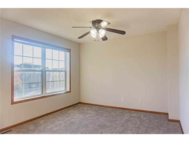Building Photo - 1216 S Windmill Creek