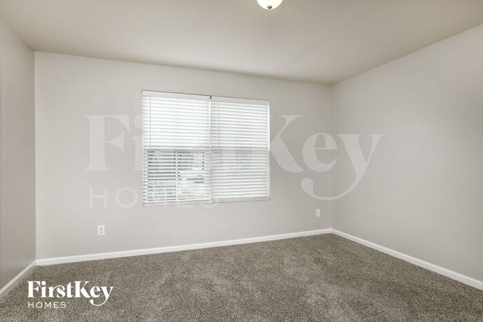 Building Photo - 4131 White Kestrel Dr