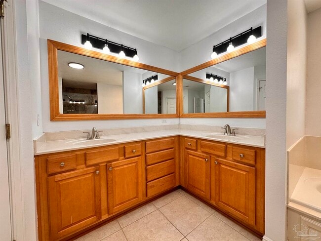 Building Photo - 9548 Lorikeet Ln