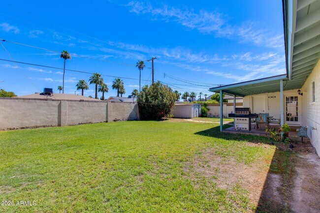Building Photo - 3412 E Turney Ave