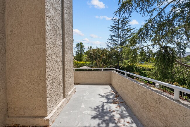 Building Photo - 618 Sinaloa Rd