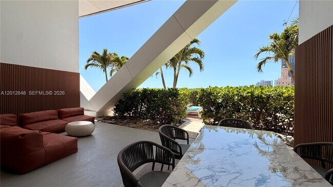 Building Photo - 888 Biscayne Blvd
