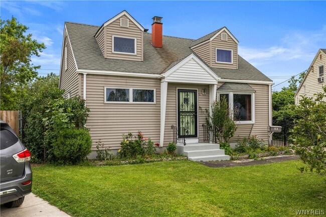 Building Photo - 6 Nokomis Pkwy