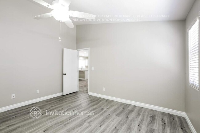 Building Photo - 9309 Leaping Lilly Ave