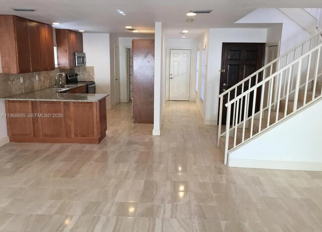 Building Photo - 3087 Shipping Ave