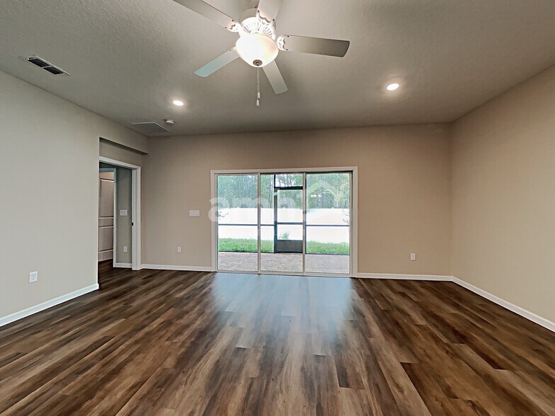 Building Photo - 109 Stone Arbor Ln