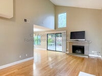 Building Photo - 2819 Burgner Ave