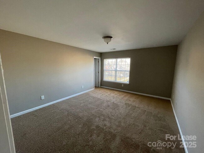 Building Photo - 17402 Westmill Ln