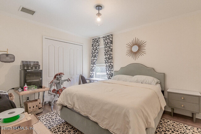 Building Photo - 2337 Matheson Dr