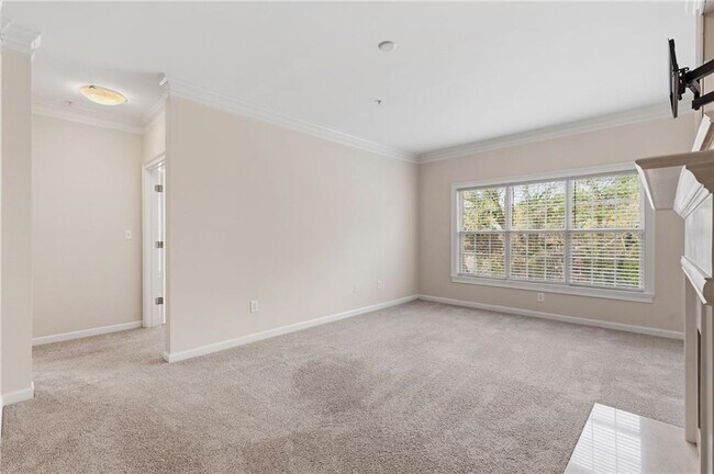 Building Photo - 3275 Lenox Rd NE