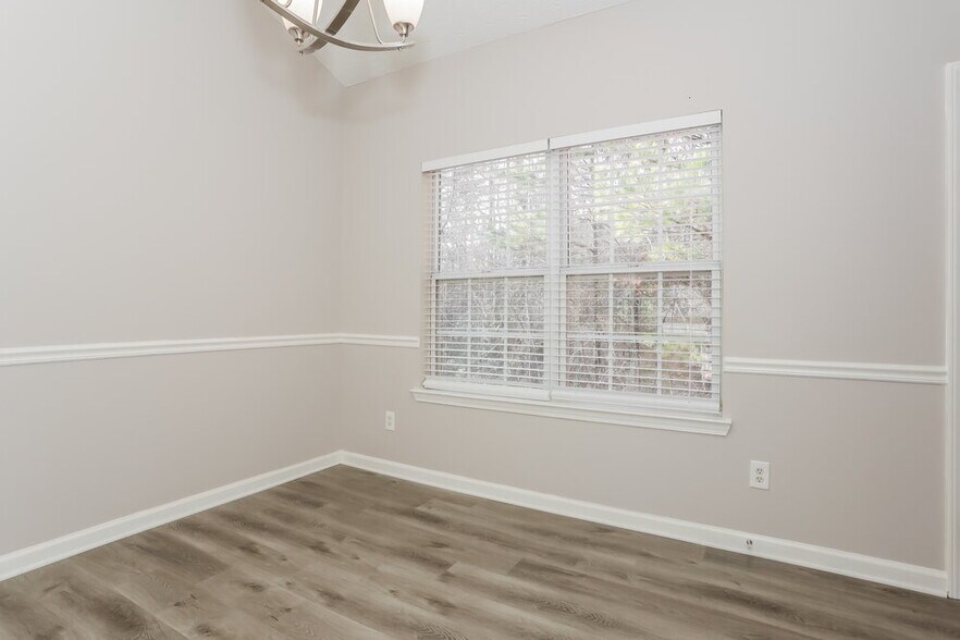 Building Photo - 1020 Trotters Farm Rd