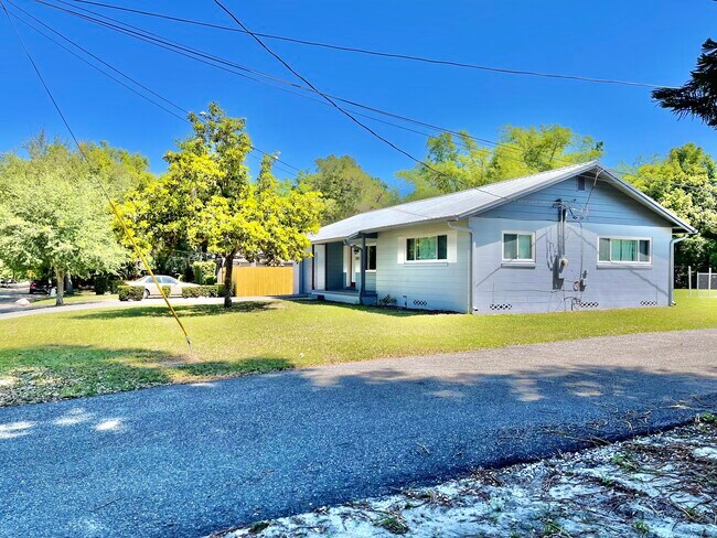 Building Photo - 2601 Ives Ave
