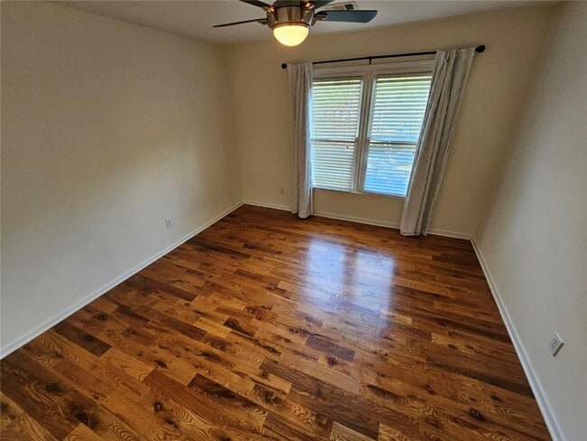 Building Photo - 11640 Vista Forest Dr