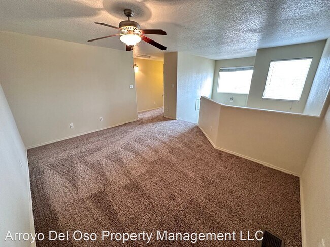 Building Photo - 3 br, 3 bath House - 790 Purple Aster Aven...
