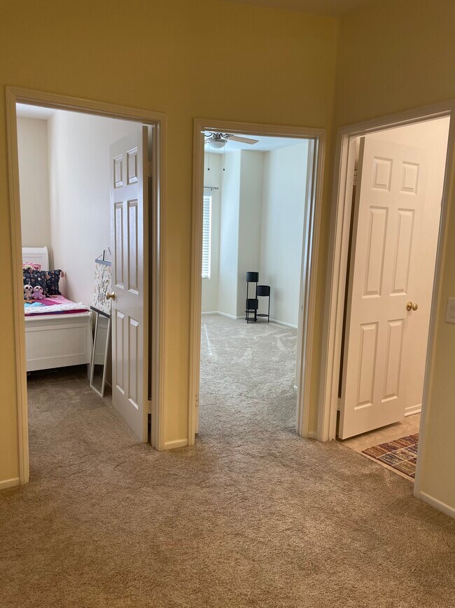 Building Photo - 28064 Dickason Dr