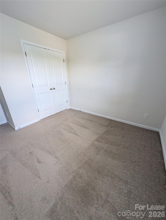 Building Photo - 152 Pumice Dr