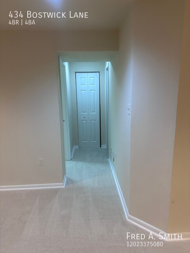 Building Photo - 434 Bostwick Ln