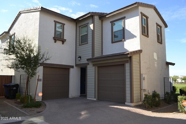 Primary Photo - 4808 S Ferric