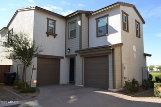 Building Photo - 4808 S Ferric