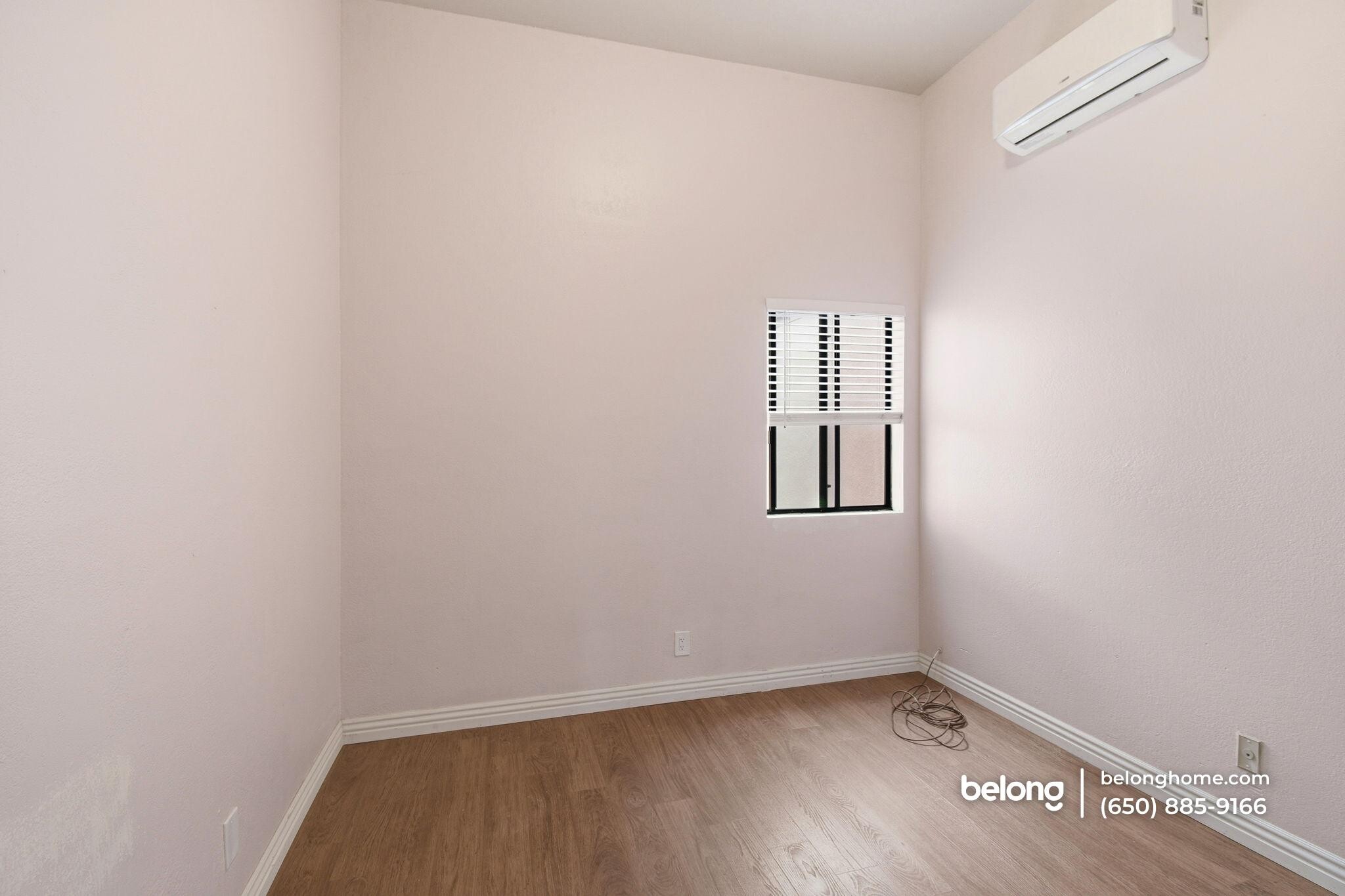 Building Photo - 3221 Helen St