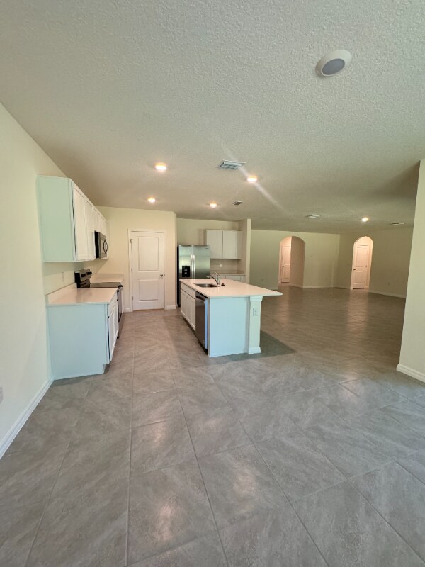 Building Photo - 176 Hickory Crse Trl