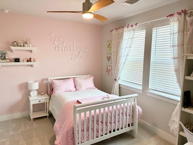 Building Photo - 4404 Authentic Dr