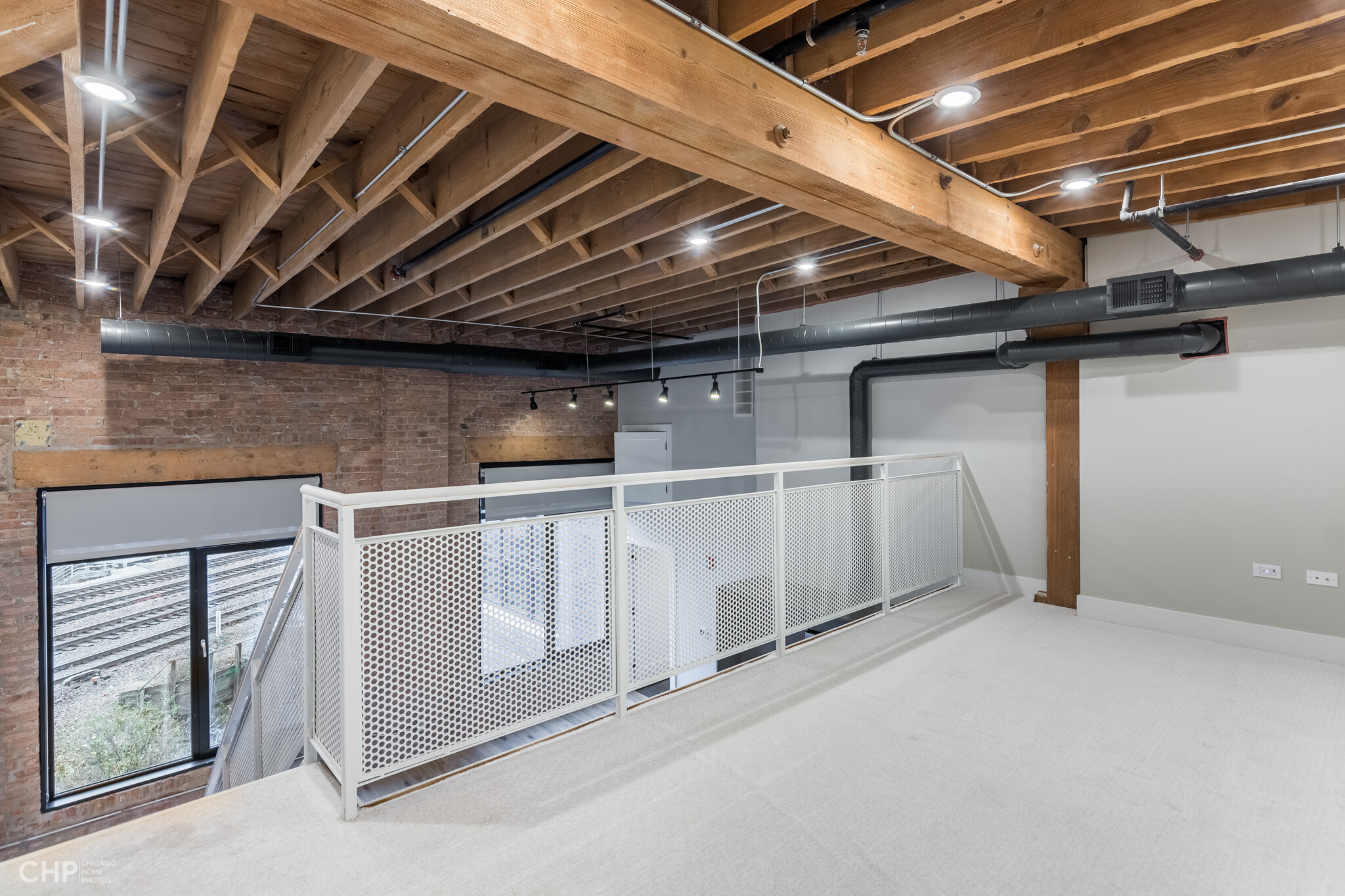 Building Photo - 729 N Sangamon St