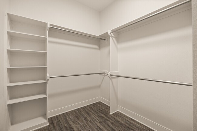 Building Photo - 1664 Legacy Dr