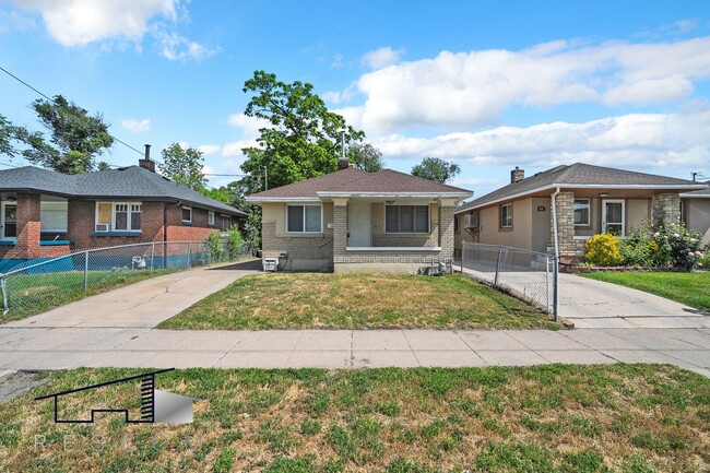 Primary Photo - Ogden 2 Bedroom, 1 Bathroom!