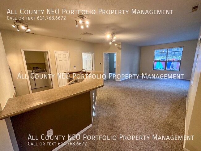 Building Photo - Beautiful One Bedroom in Short North