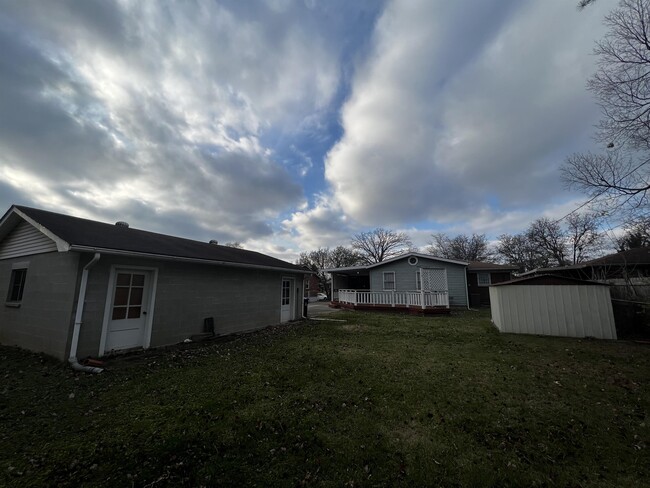 Building Photo - 4214 Blossomwood Dr
