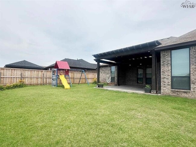 Building Photo - 5016 Southfork Dr