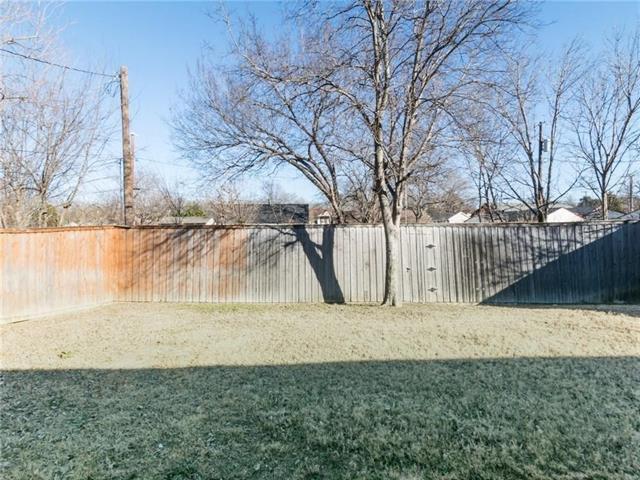 Building Photo - 1906 Curtis Dr