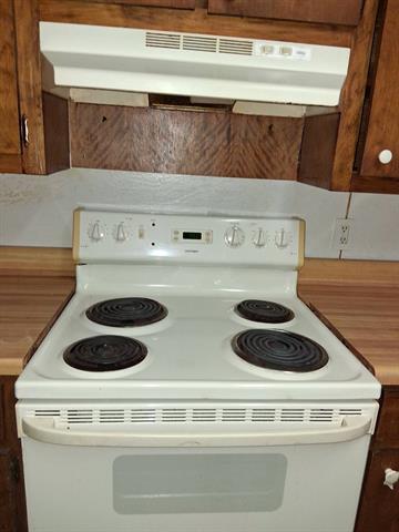 Building Photo - 120 W Heron St