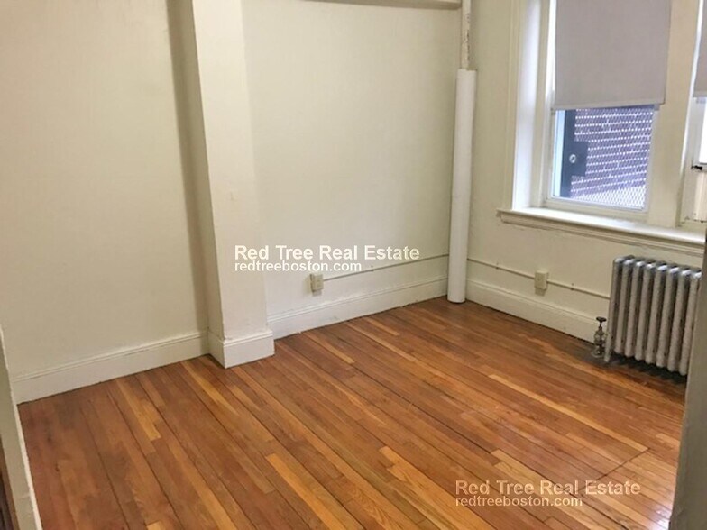 Building Photo - 1800 Commonwealth Ave