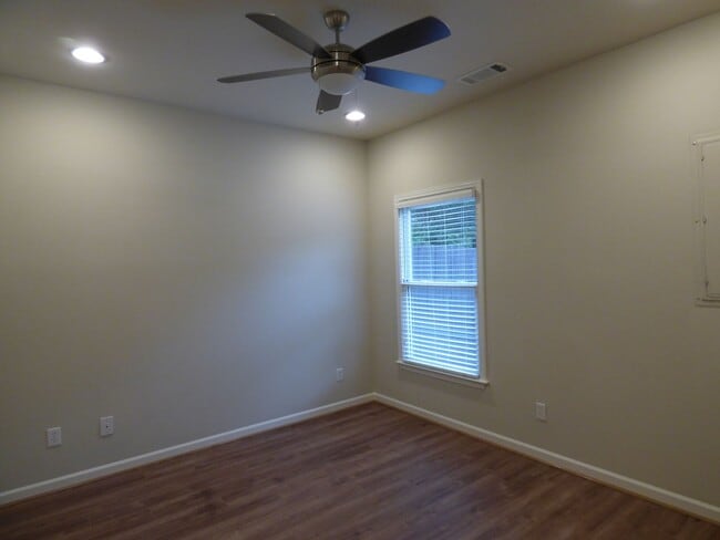Building Photo - 2370 Acton Park Cir