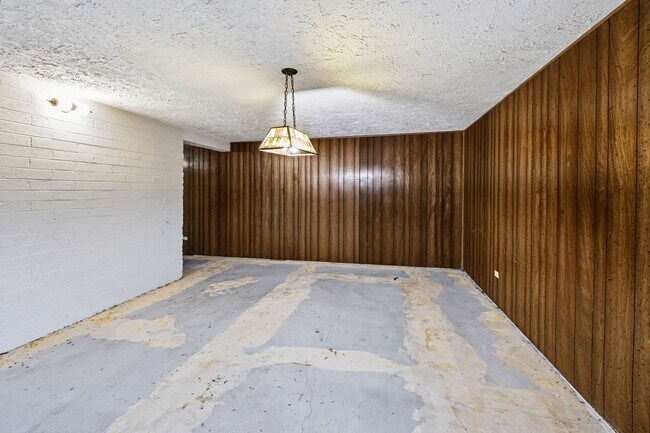 Building Photo - 4980 W 4000 N