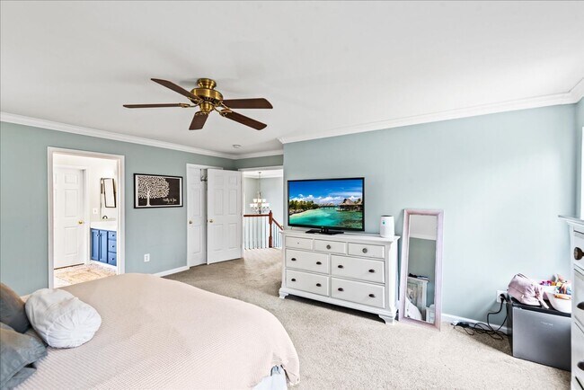Building Photo - Beautiful 5-bedroom home close to VRE, I-95, shopping and much more!