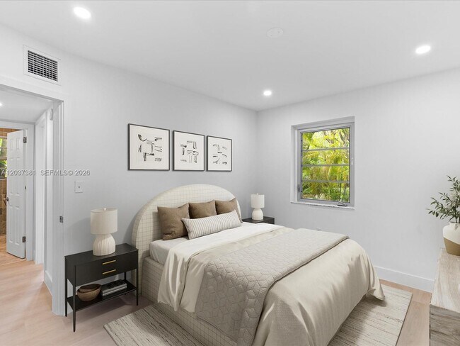 Building Photo - 5625 SW 80th St
