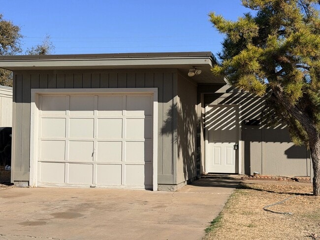 Building Photo - 3714 53rd St