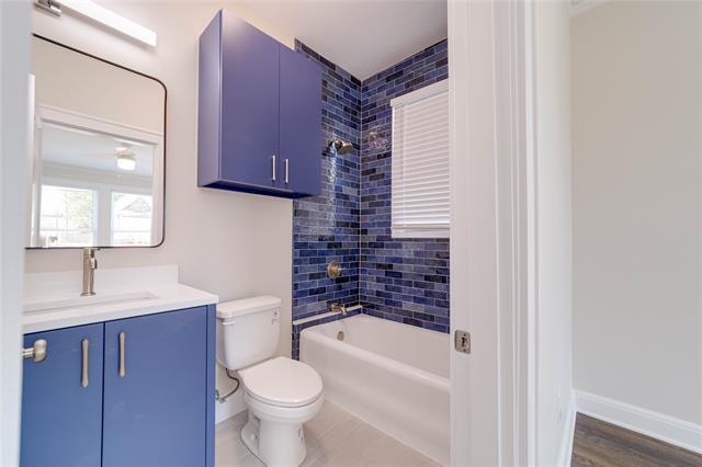 Building Photo - 715 S Jennings Ave