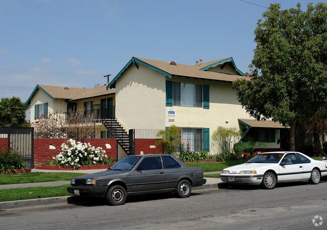 Primary Photo - 1126 Pacific Ave