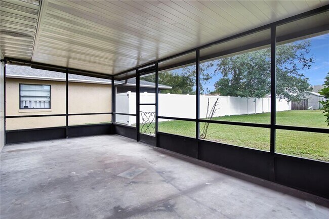 Building Photo - 5607 Struthers Ct