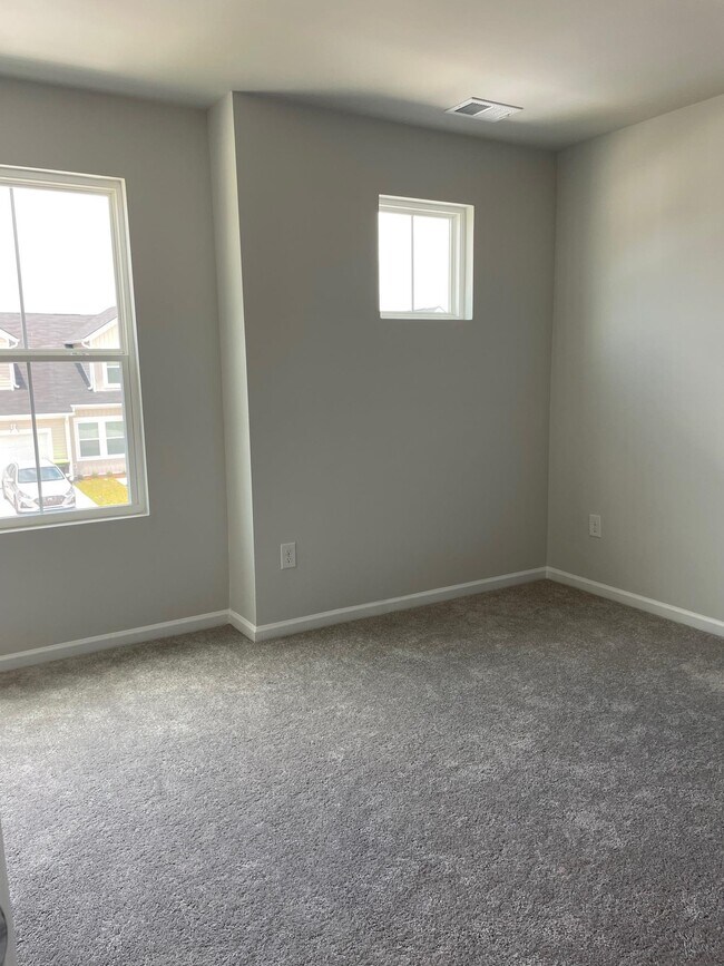 Building Photo - 125 Prather Park Dr